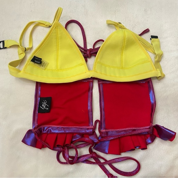 Jade Clarke Shiny Burgundy festival Halter bikini Top Ruffle Detail 3731 - Picture 4 of 8